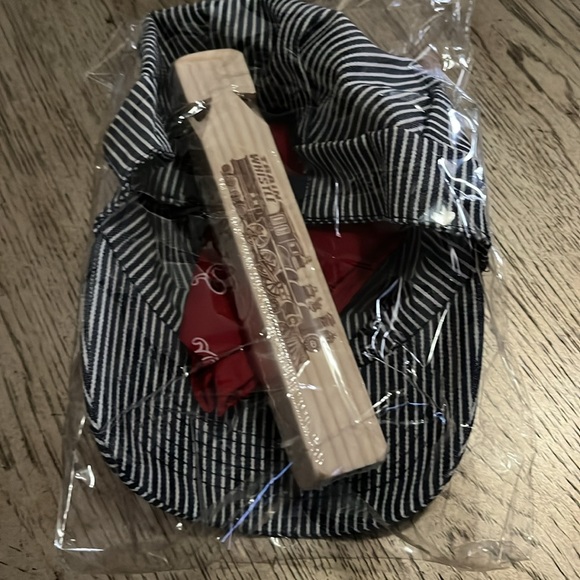 Train Enthusiasts Set - Picture 6 of 6